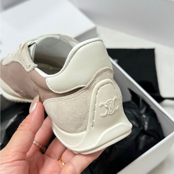 Women\'s Celine Pink & White Embroidered Logo Retro Sneakers 🎀